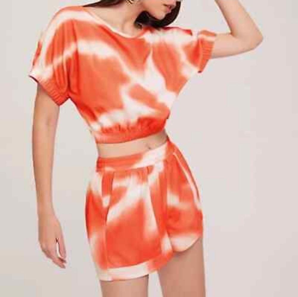 Shein Outfit 🧡 - Picture 1 of 14